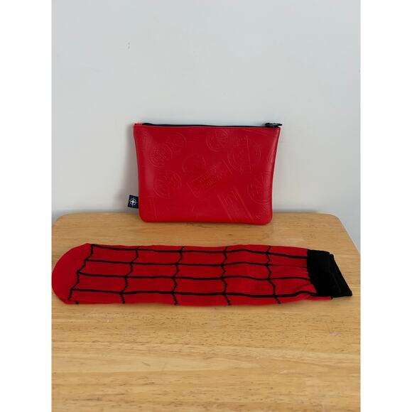 United Spider-Man Far From Home Limited Edition Red Travel Bag & Socks - Picture 2 of 4